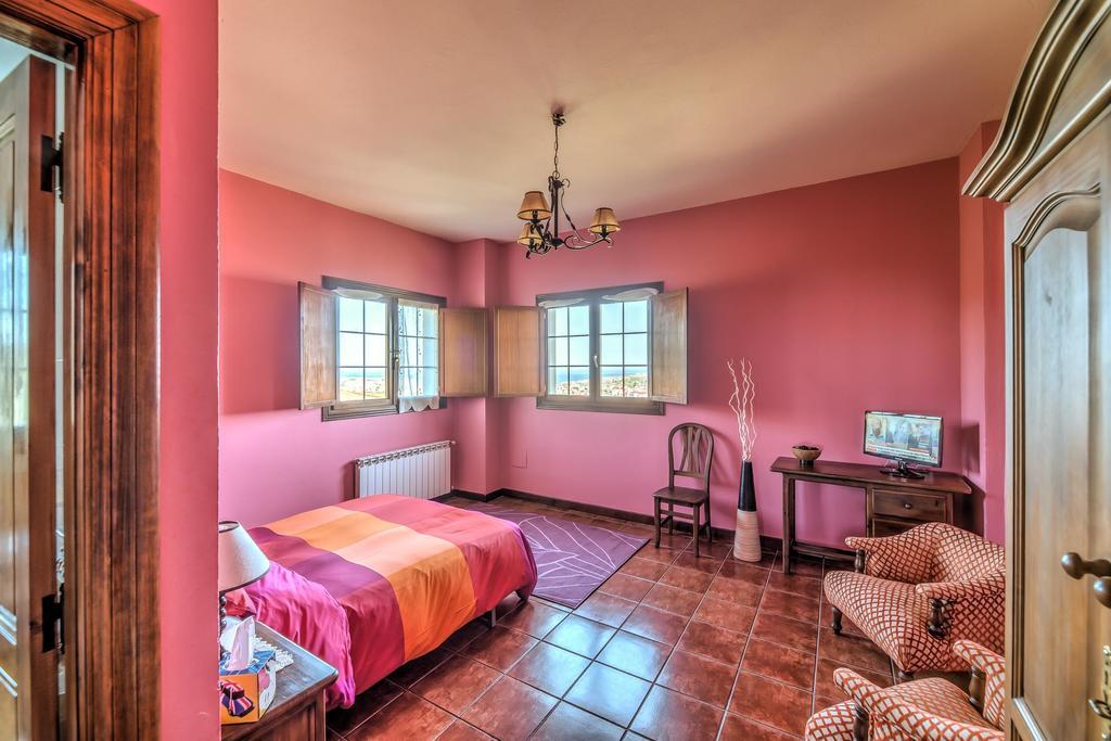 Posada De Ajo Rom bilde