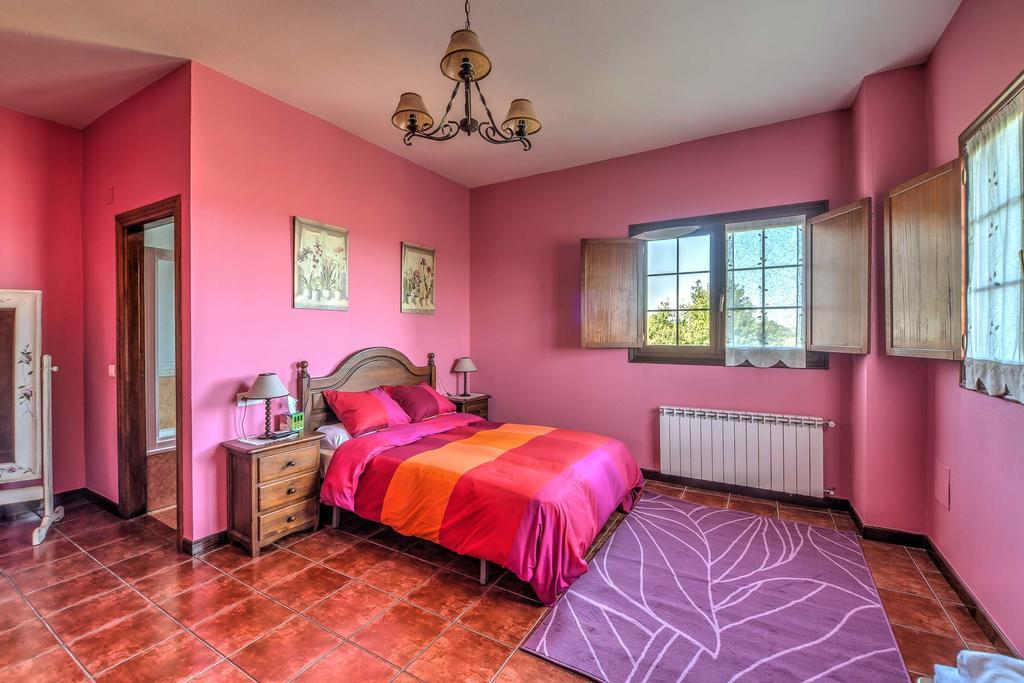 Posada De Ajo Rom bilde